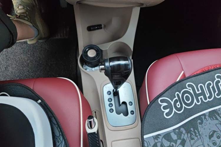 Used Kia Sportage 2013 2.0L Automatic Two-Wheel Drive GL Trim Gear Lever