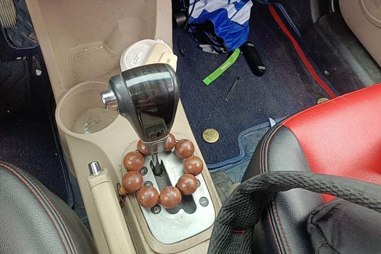 Used Kia Sportage 2013 2.0L Automatic Two-Wheel Drive GL Trim Gear Lever