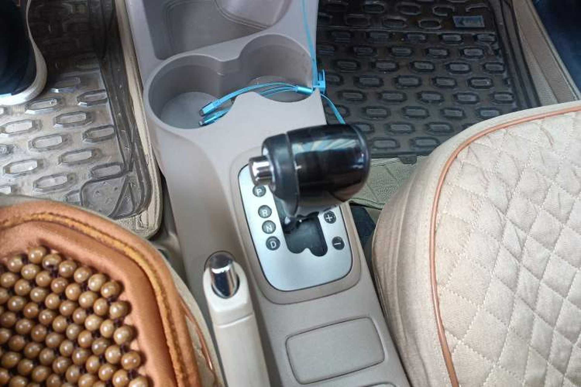 Used Kia Sportage 2013 2.0L Automatic Two-Wheel Drive GL Trim Gear Lever