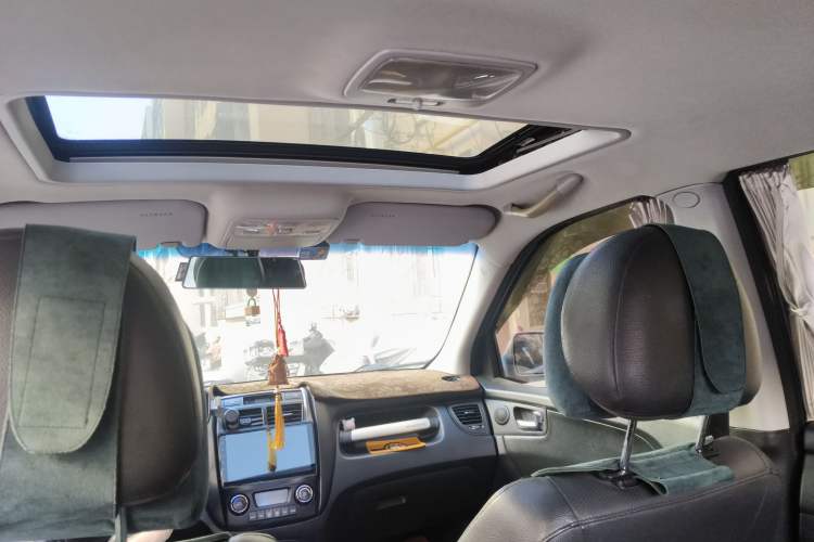 Used Kia Sportage 2013 2.0L Manual Two-Wheel Drive GLS Headliner
