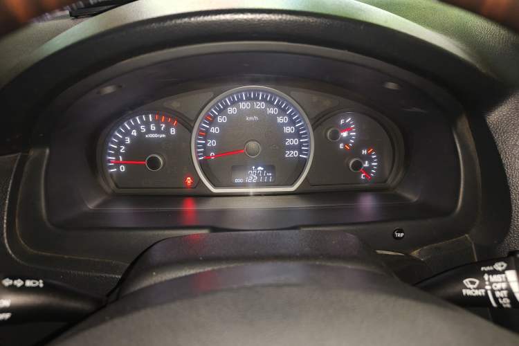 Used Kia Sportage 2013 2.0L Manual Two-Wheel Drive GLS Instrument Cluster