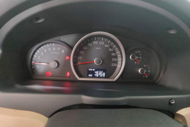 Used Kia Sportage 2013 2.0L Manual Two-Wheel Drive GL Trim Instrument Cluster