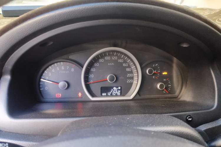 Used Kia Sportage 2013 2.0L Manual Two-Wheel Drive GLS Instrument Cluster
