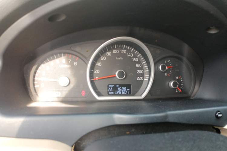 Used Kia Sportage 2013 2.0L Automatic Two-Wheel Drive GL Trim Instrument Cluster