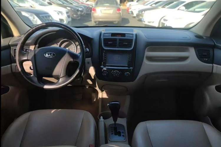 Used Kia Sportage 2013 2.0L Automatic Two-Wheel Drive GL Trim Interior 1