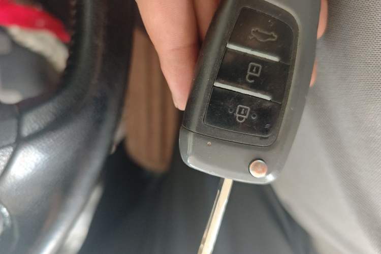 Used Kia Sportage 2013 2.0L Manual Two-Wheel Drive GL Trim Interior 1
