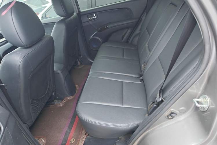 Used Kia Sportage 2013 2.0L Manual Two-Wheel Drive GLS Interior 1