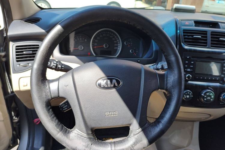 Used Kia Sportage 2013 2.0L Manual Two-Wheel Drive GL Trim Interior 2