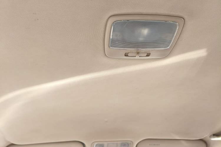 Used Kia Sportage 2013 2.0L Manual Two-Wheel Drive GL Trim Interior 7