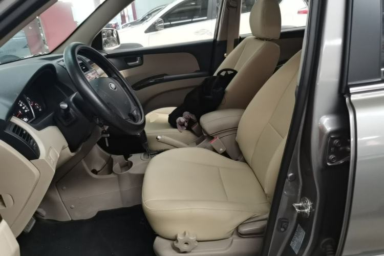 Used Kia Sportage 2013 2.0L Automatic Two-Wheel Drive GL Trim Left Front Seat