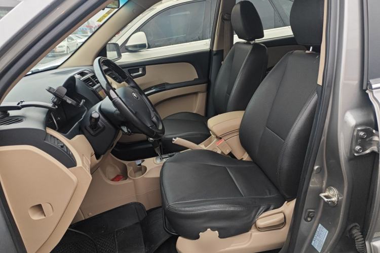 Used Kia Sportage 2013 2.0L Automatic Two-Wheel Drive GL Trim Left Front Seat