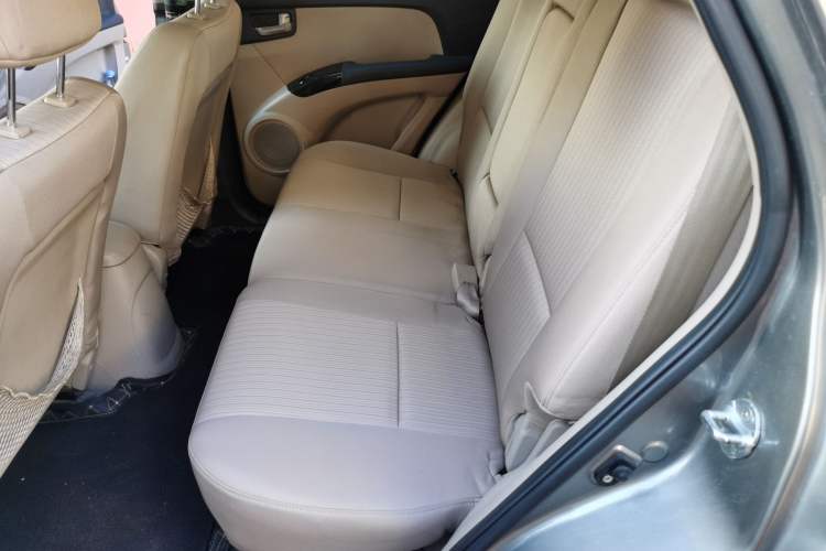 Used Kia Sportage 2013 2.0L Manual Two-Wheel Drive GL Trim Left Rear Seat