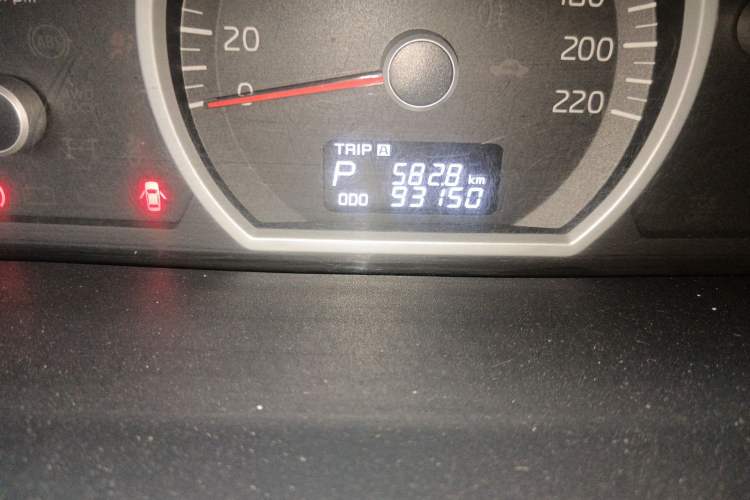 Used Kia Sportage 2013 2.0L Automatic Two-Wheel Drive GL Trim Odometer Close Up
