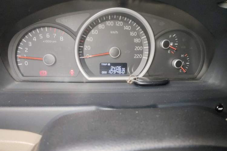 Used Kia Sportage 2013 2.0L Manual Two-Wheel Drive GL Trim Odometer Close Up