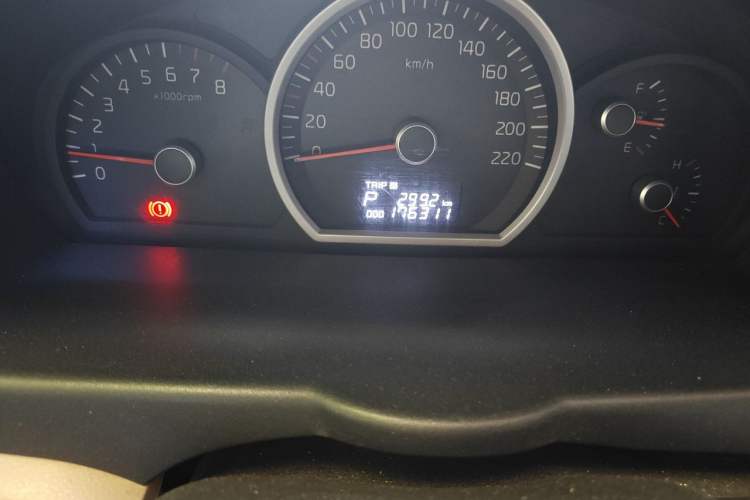Used Kia Sportage 2013 2.0L Automatic Two-Wheel Drive GL Trim Odometer Close Up