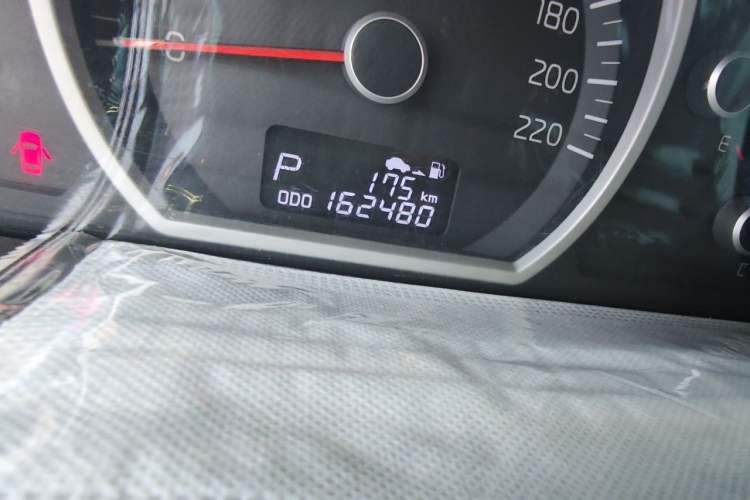 Used Kia Sportage 2013 2.0L Automatic Two-Wheel Drive GLS Trim Odometer Close Up