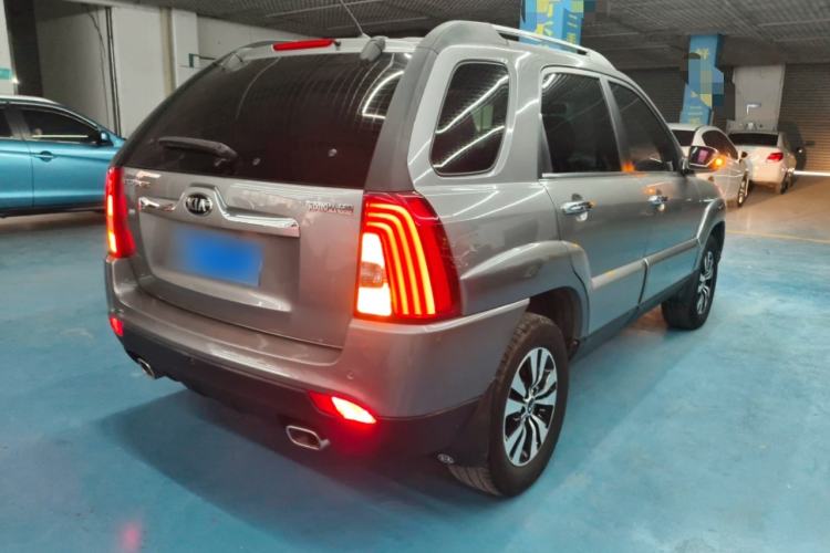 Used Kia Sportage 2013 2.0L Automatic Two-Wheel Drive GLS Trim Rear Right 45 Deg