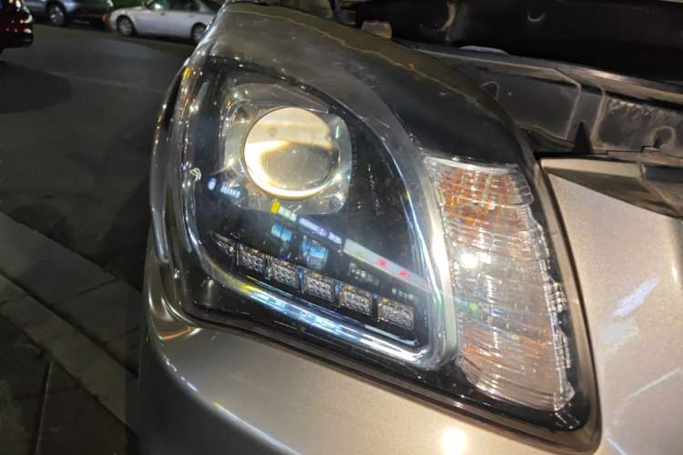 Used Kia Sportage 2013 2.0L Automatic Two-Wheel Drive GL Trim Right Front Headlight