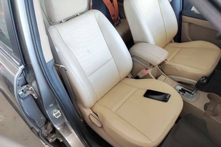 Used Kia Sportage 2013 2.0L Automatic Two-Wheel Drive GL Trim Right Front Seat