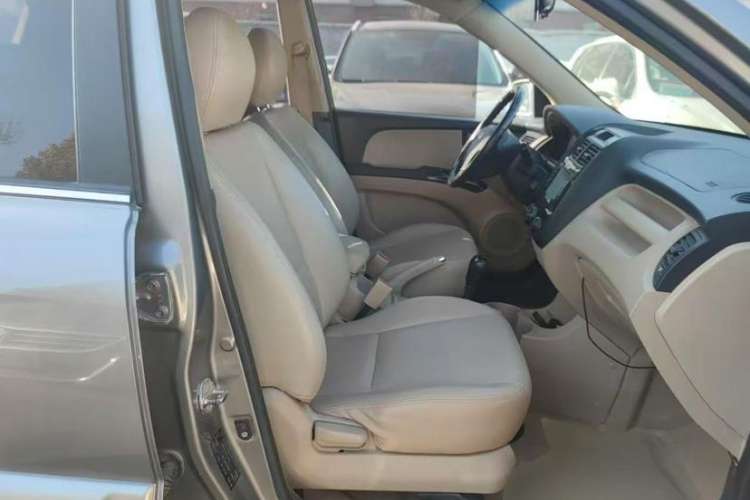 Used Kia Sportage 2013 2.0L Automatic Two-Wheel Drive GL Trim Right Front Seat