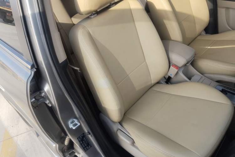 Used Kia Sportage 2013 2.0L Automatic Two-Wheel Drive GL Trim Right Front Seat