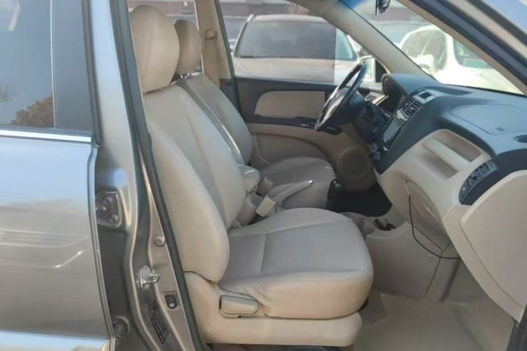 Used Kia Sportage 2013 2.0L Automatic Two-Wheel Drive GL Trim Right Front Seat