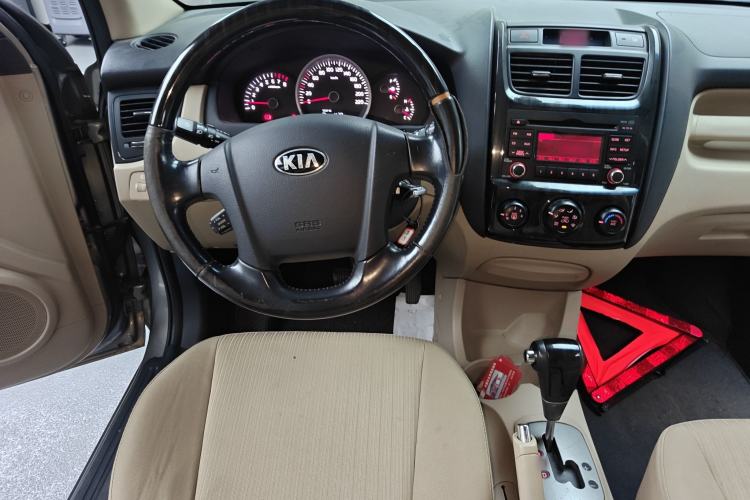 Used Kia Sportage 2013 2.0L Automatic Two-Wheel Drive GL Trim Steering Wheel