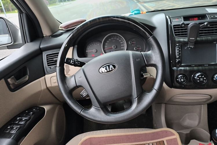 Used Kia Sportage 2013 2.0L Manual Two-Wheel Drive GL Trim Steering Wheel