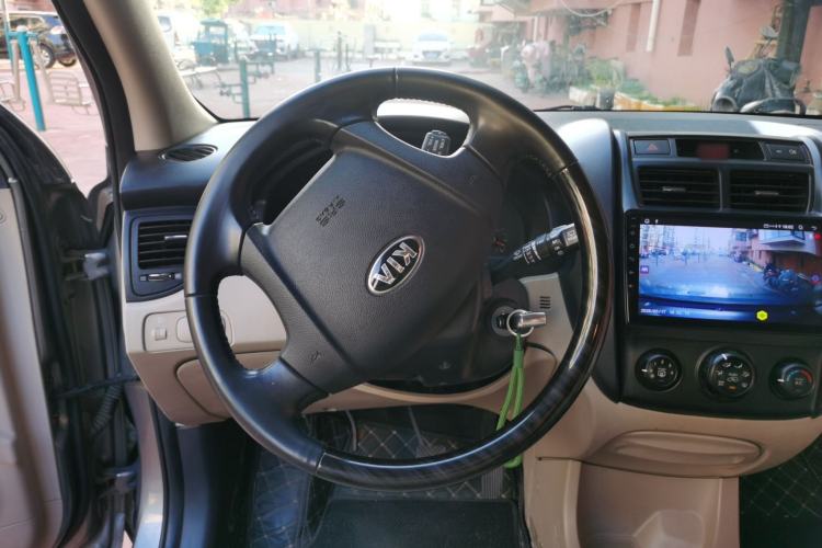 Used Kia Sportage 2013 2.0L Manual Two-Wheel Drive GL Trim Steering Wheel