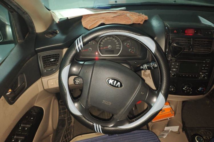 Used Kia Sportage 2013 2.0L Manual Two-Wheel Drive GL Trim Steering Wheel