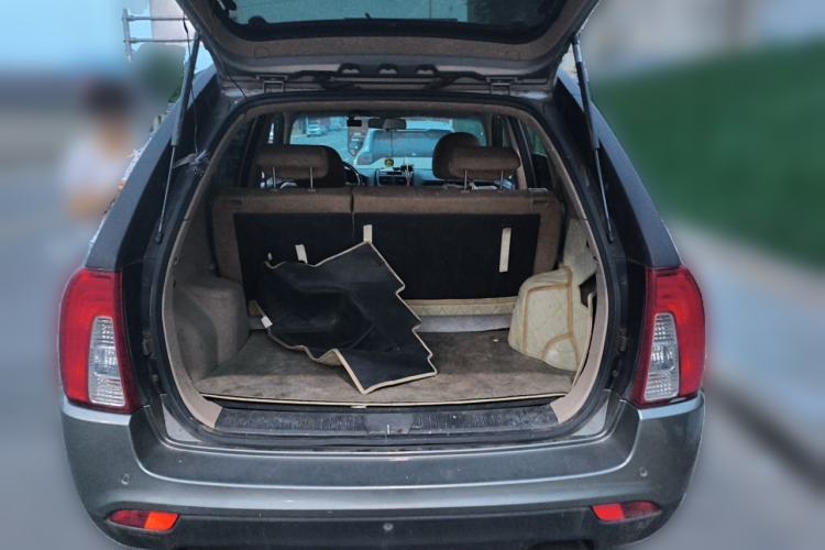 Used Kia Sportage 2013 2.0L Manual Two-Wheel Drive GL Trim Trunk