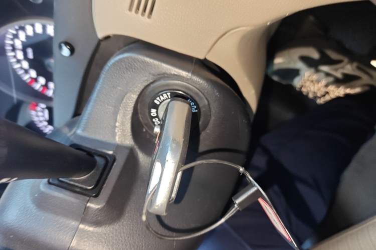 Used Kia Sportage 2013 2.0L Automatic Two-Wheel Drive GL Trim Vehicle Key