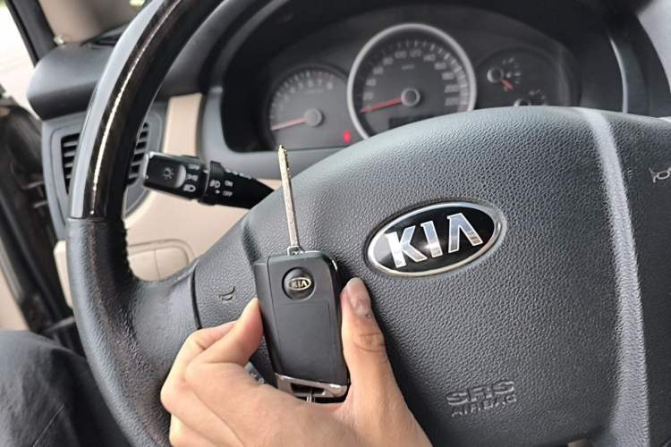 Used Kia Sportage 2013 2.0L Manual Two-Wheel Drive GL Trim Vehicle Key