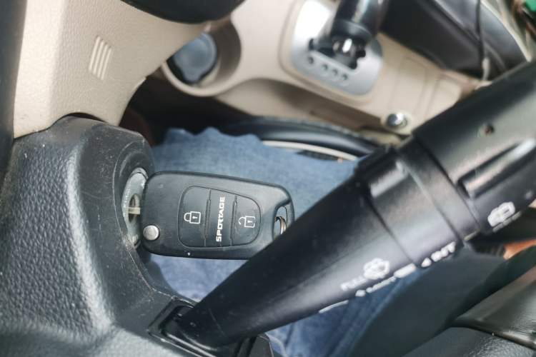 Used Kia Sportage 2013 2.0L Automatic Two-Wheel Drive GL Trim Vehicle Key
