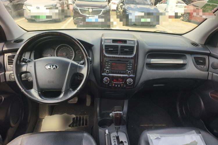 Used Kia Sportage 2013 2.0L Automatic Two-Wheel Drive GLS Trim Center Console