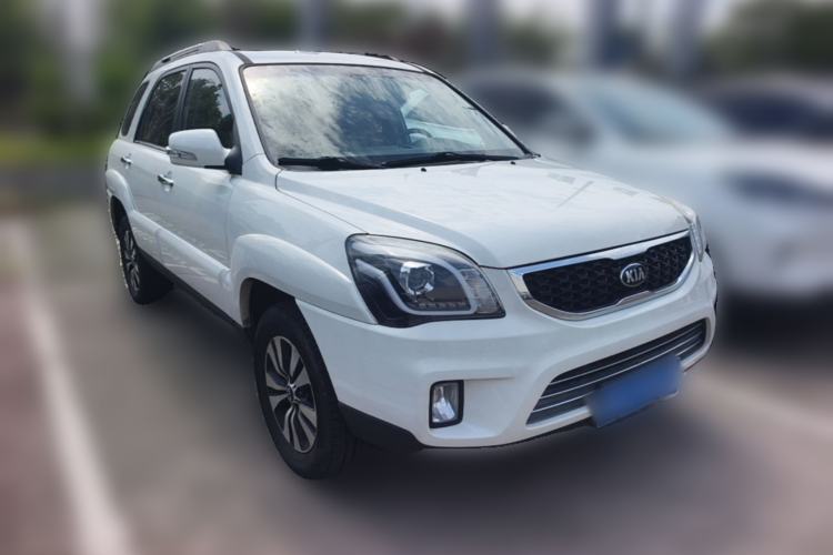 Used Kia Sportage 2013 2.0L Automatic Two-Wheel Drive GLS Trim Front Right 45 Deg