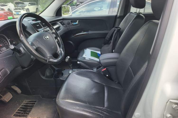 Used Kia Sportage 2013 2.0L Automatic Two-Wheel Drive GLS Trim Left Front Seat