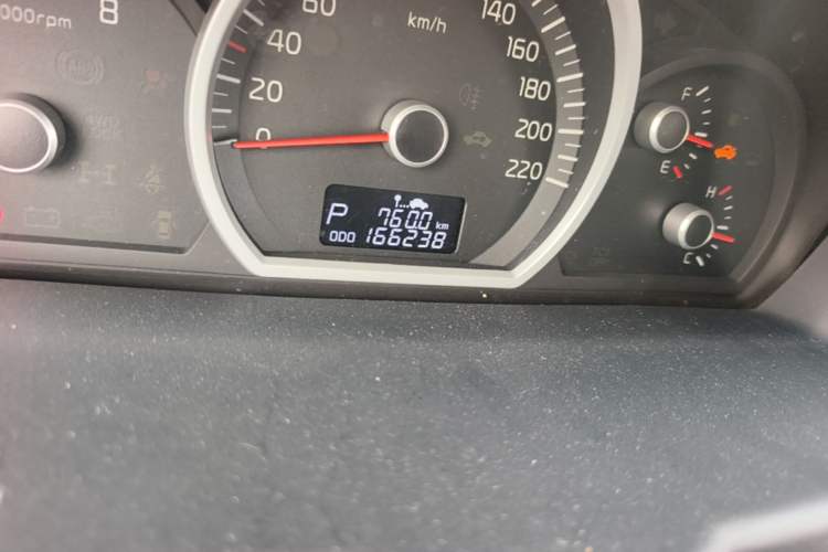 Used Kia Sportage 2013 2.0L Automatic Two-Wheel Drive GLS Trim Odometer Close Up