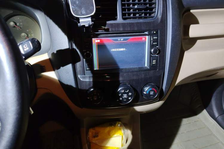 Used Kia Sportage 2013 2.0L Automatic Two-Wheel Drive GL Trim Audio And AC Panel