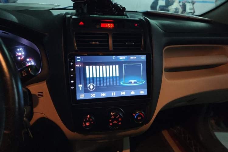 Used Kia Sportage 2013 2.0L Manual Two-Wheel Drive GL Trim Audio And AC Panel