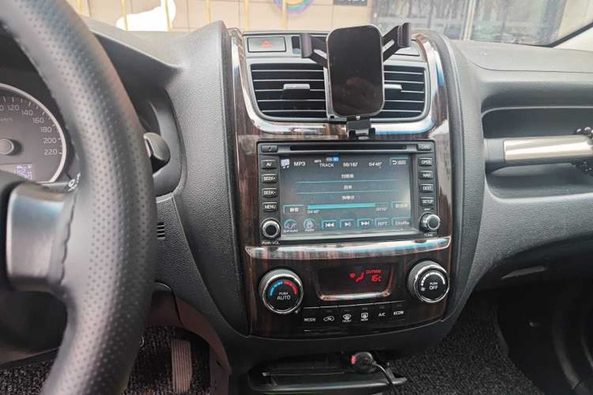 Used Kia Sportage 2013 2.0L Automatic Two-Wheel Drive GLS Trim Audio And AC Panel