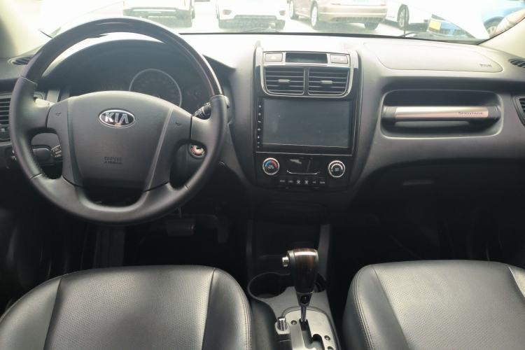 Used Kia Sportage 2013 2.0L Automatic Two-Wheel Drive GLS Trim Center Console