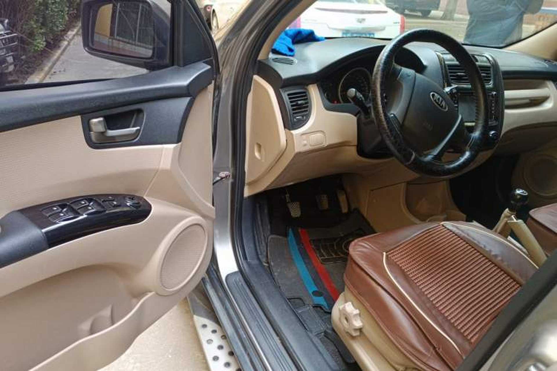 Used Kia Sportage 2013 2.0L Manual Two-Wheel Drive GL Trim Driver Seat