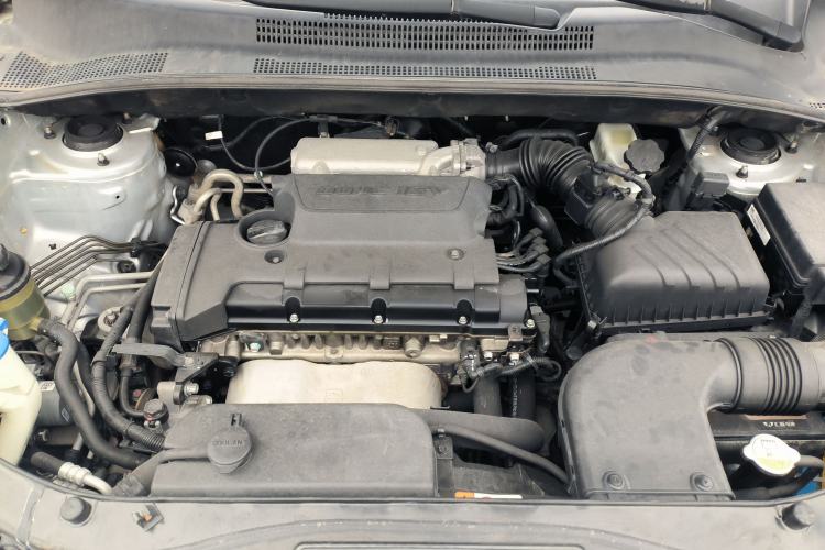 Used Kia Sportage 2013 2.0L Automatic Two-Wheel Drive GLS Trim Engine Bay