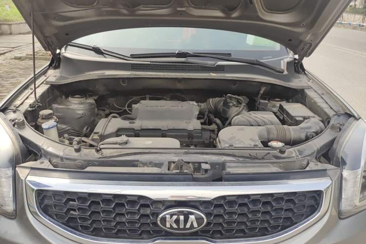 Used Kia Sportage 2013 2.0L Automatic Two-Wheel Drive GL Trim Engine Bay