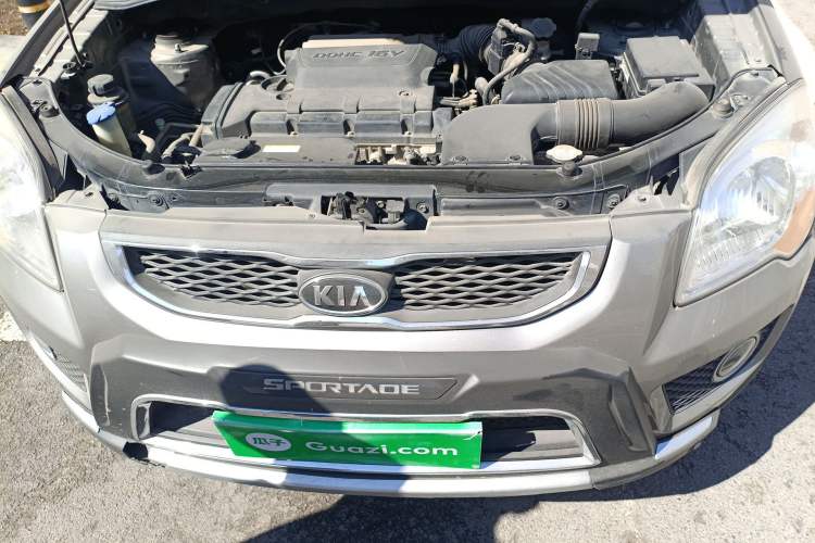 Used Kia Sportage 2013 2.0L Automatic Two-Wheel Drive GLS Trim Engine Bay