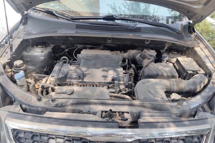Used Kia Sportage 2013 2.0L Manual Two-Wheel Drive GL Trim Engine Bay