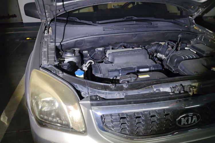 Used Kia Sportage 2013 2.0L Automatic Two-Wheel Drive GL Trim Engine Bay Right