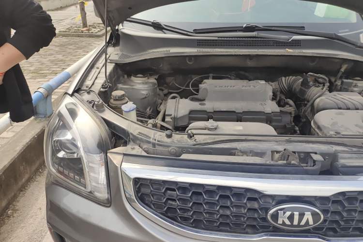 Used Kia Sportage 2013 2.0L Automatic Two-Wheel Drive GL Trim Engine Bay Right