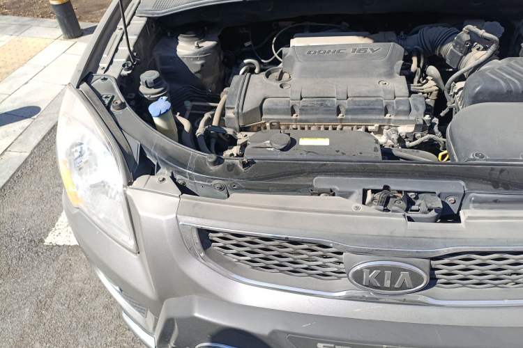 Used Kia Sportage 2013 2.0L Automatic Two-Wheel Drive GLS Trim Engine Bay Right